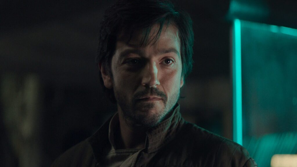 Reprodução: Andor. 
Diego Luna em Andor.