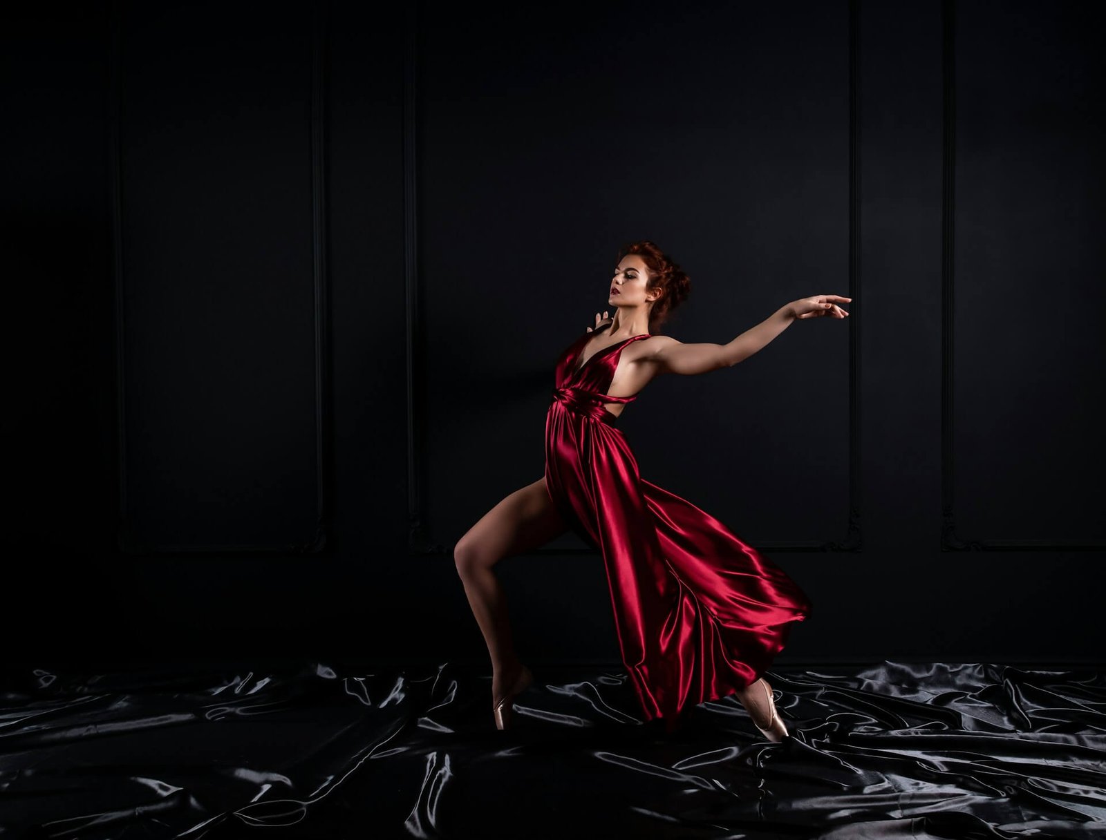 Grace in Every Frame: Aneesa’s Fashion Photography