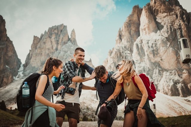 A Dream Road Trip Through the Dolomites with Friends